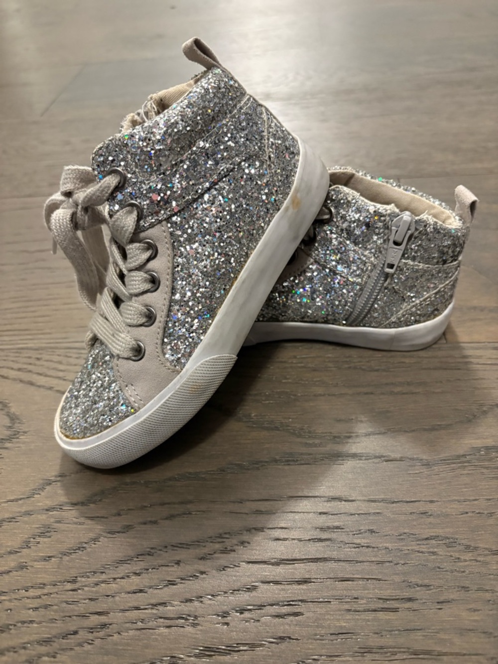 Gap silver sparkly shoes 10T EUC ret $89